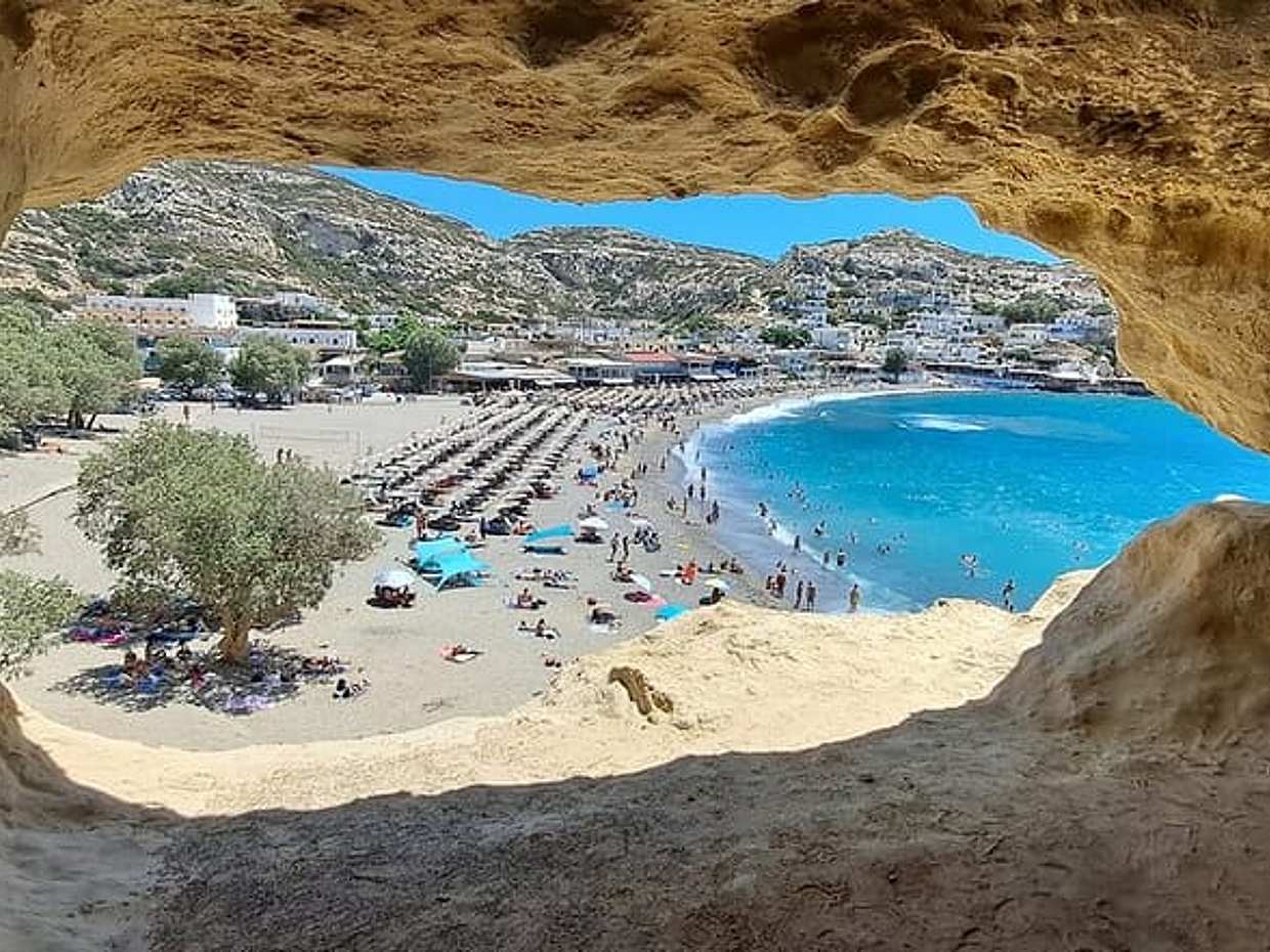 Private Tour to South Crete and Hippies Caves from Heraklion
