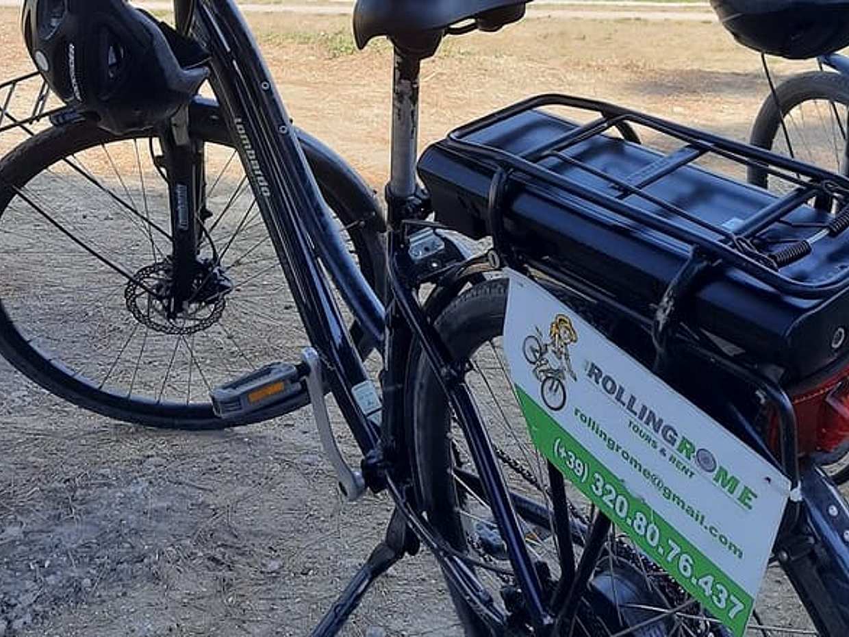 Rome Highlights By Electric Bicycle Private Tour, photo 3