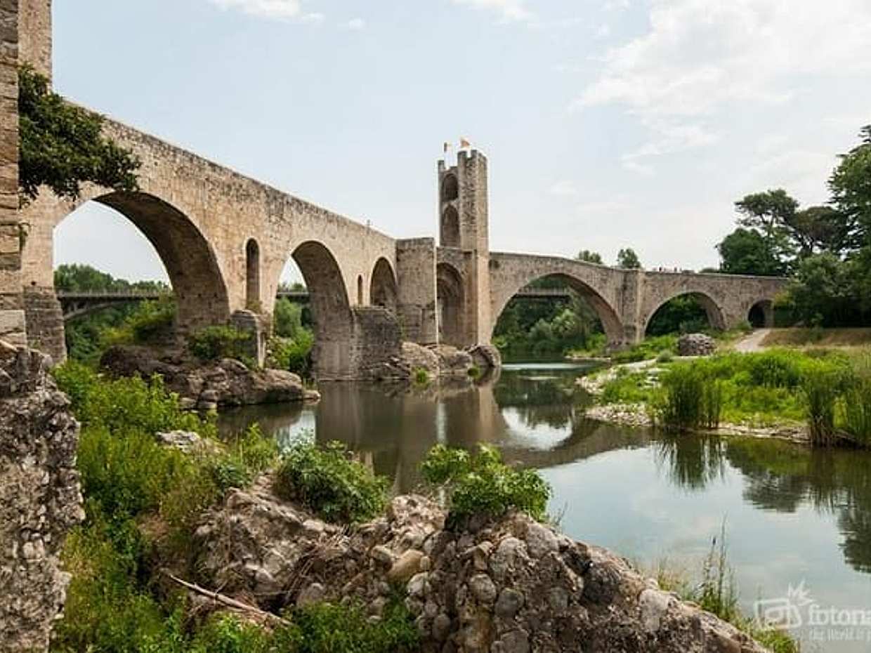 Dalí, Besalú & Garrotxa - Small group