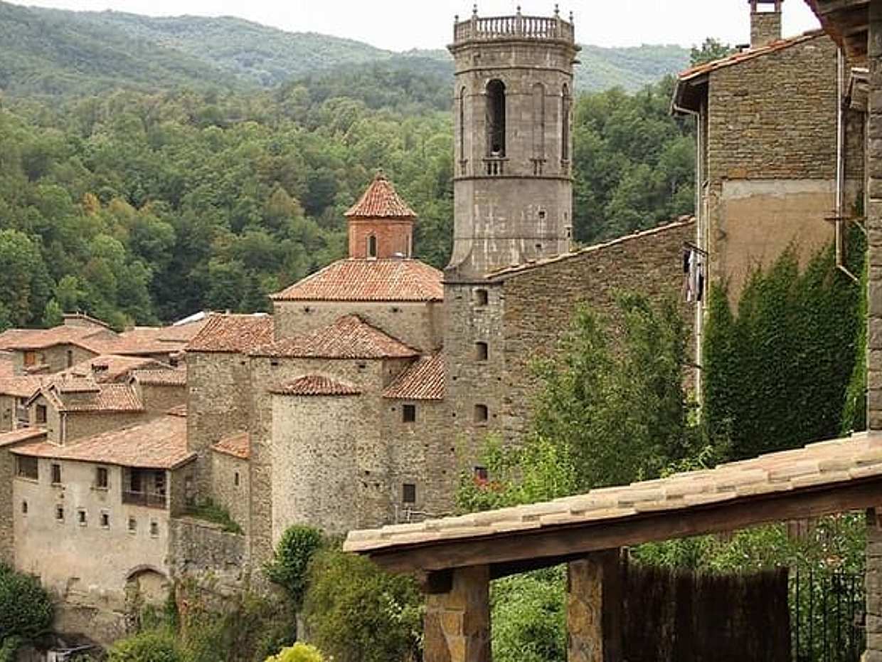 BESALÚ, RUPIT & VIC FROM SANTA SUSANA, photo 3