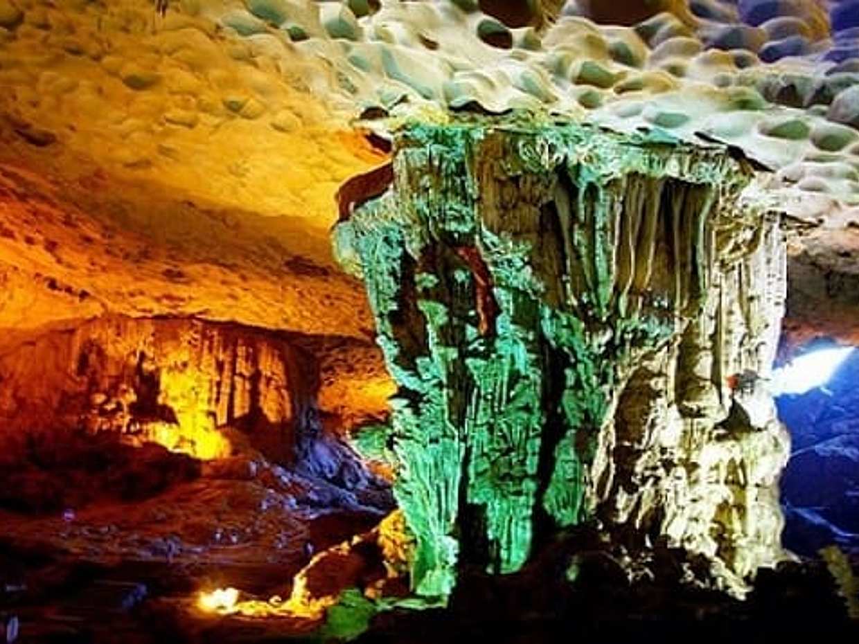 Full day visit Paradise Cave from Hue