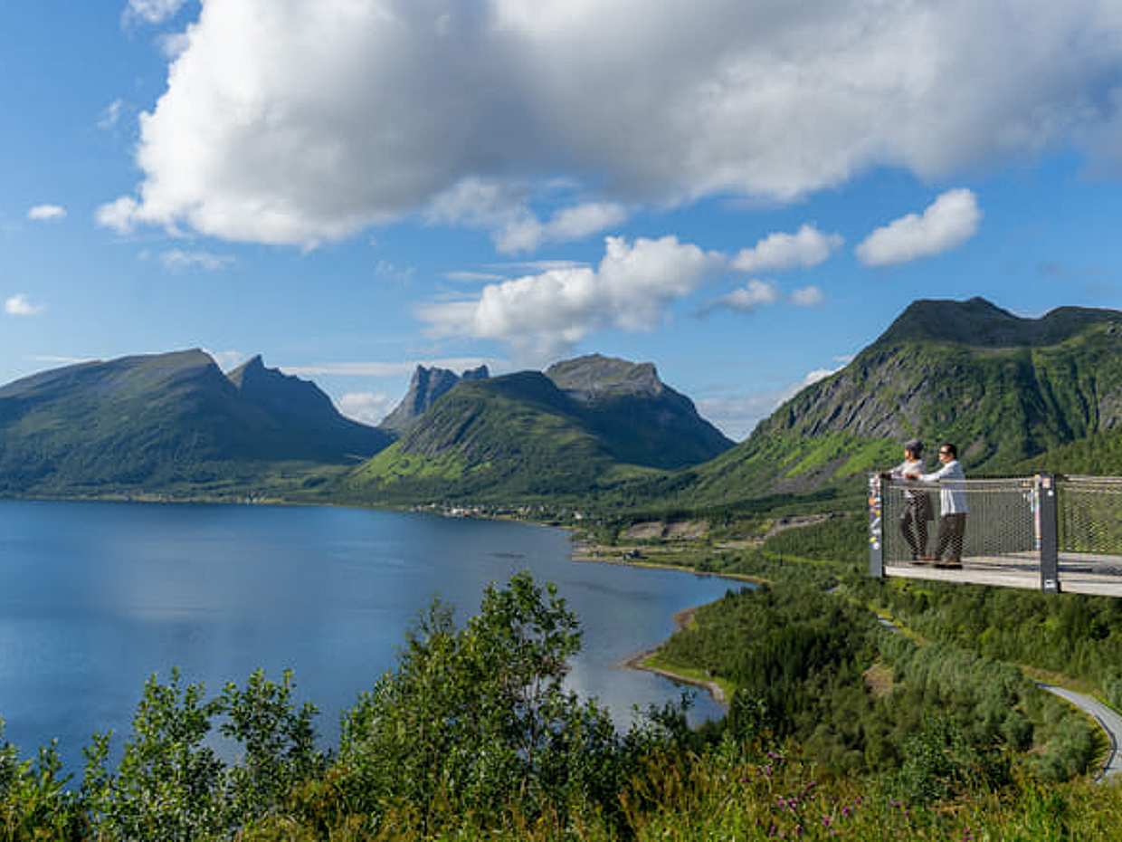From Tromsø: Full-Day Senja Tour with Scenic Ferry & Lunch, photo 2