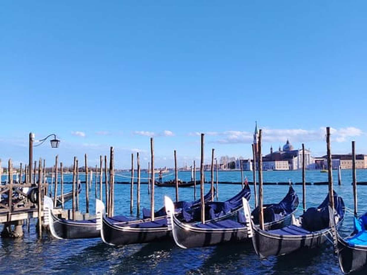 From Milan: Venice Full-Day Guided Tour With Boat Ride