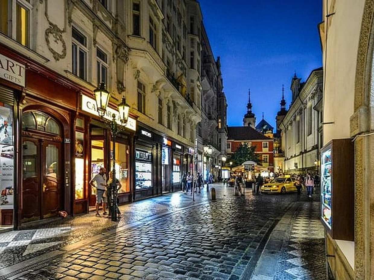 Private Transfer from Berlin to Prague with 4h of Sightseeing in Germany, photo 4