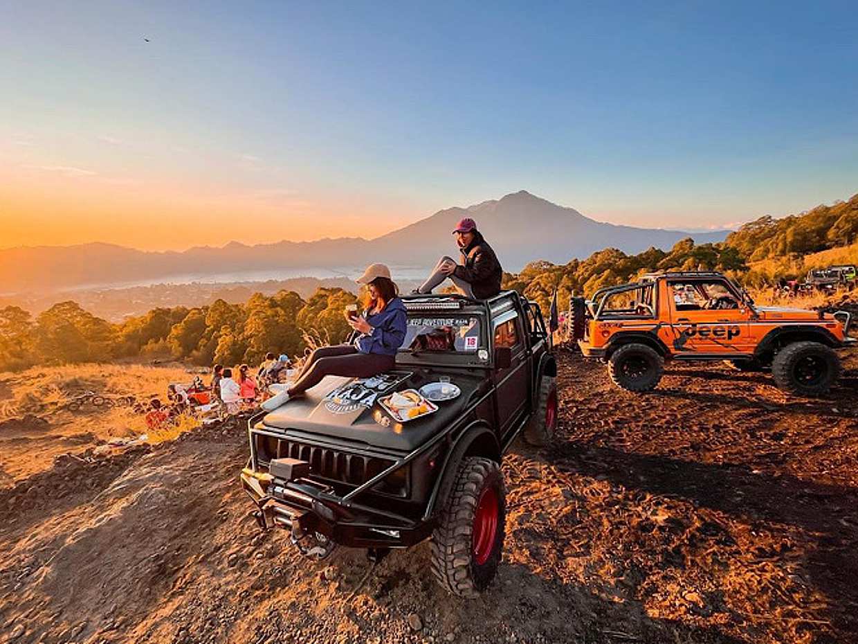 Explore Mount Batur Sunrise and Black Lava with Private 4WD Jeep Adventure in Indonesia, Bali, photo 2