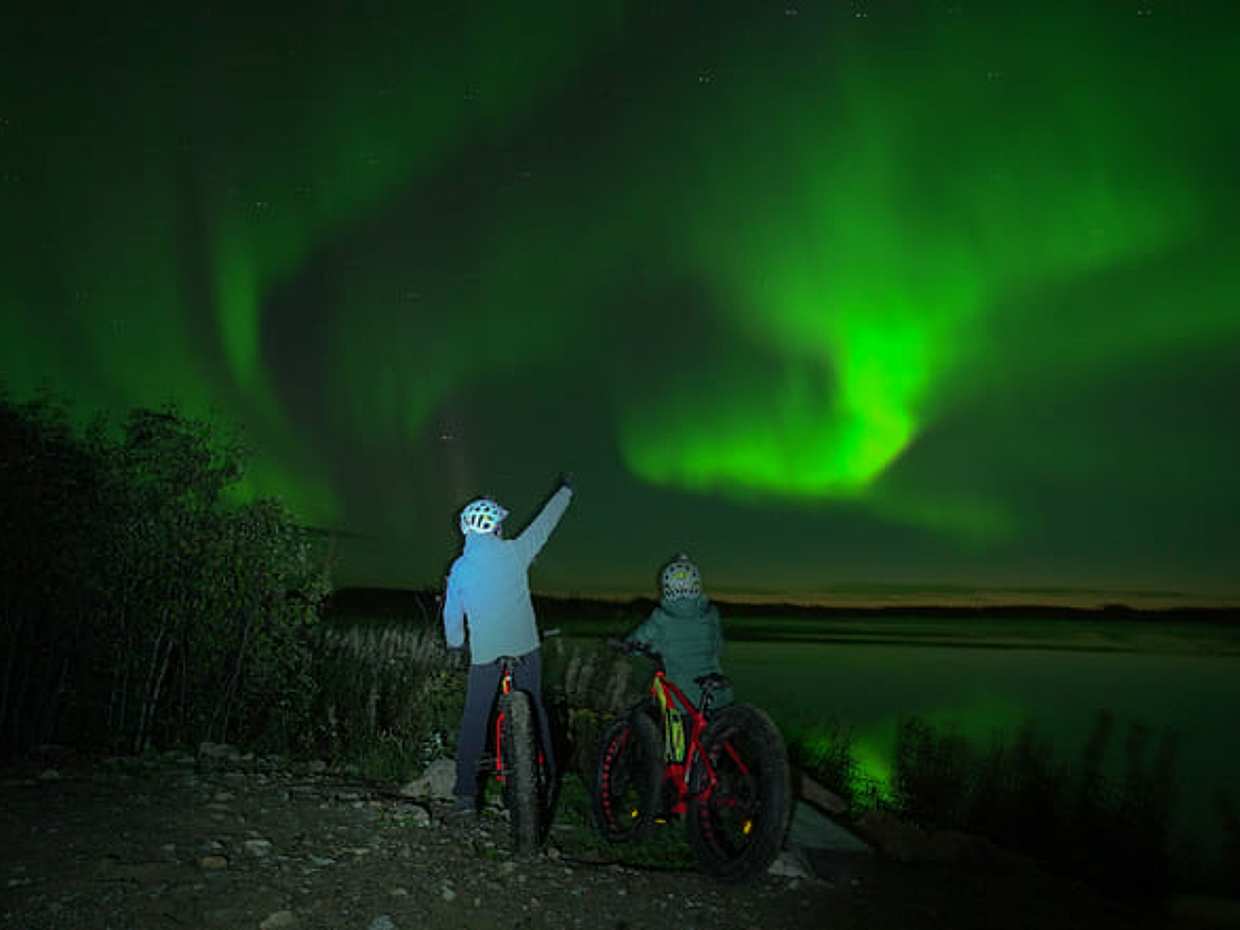 Levi Night E-Fatbike Tour with Campfire, 3-4 hrs
