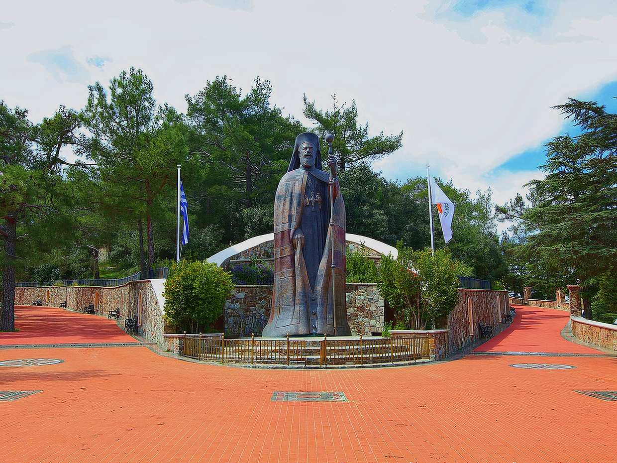 Visite privée de Troodos, Kykkos et du lieu de naissance d'Aphrodite au départ de Limassol à Chypre, excursion de Limassol vers Troodos.
, photo 3