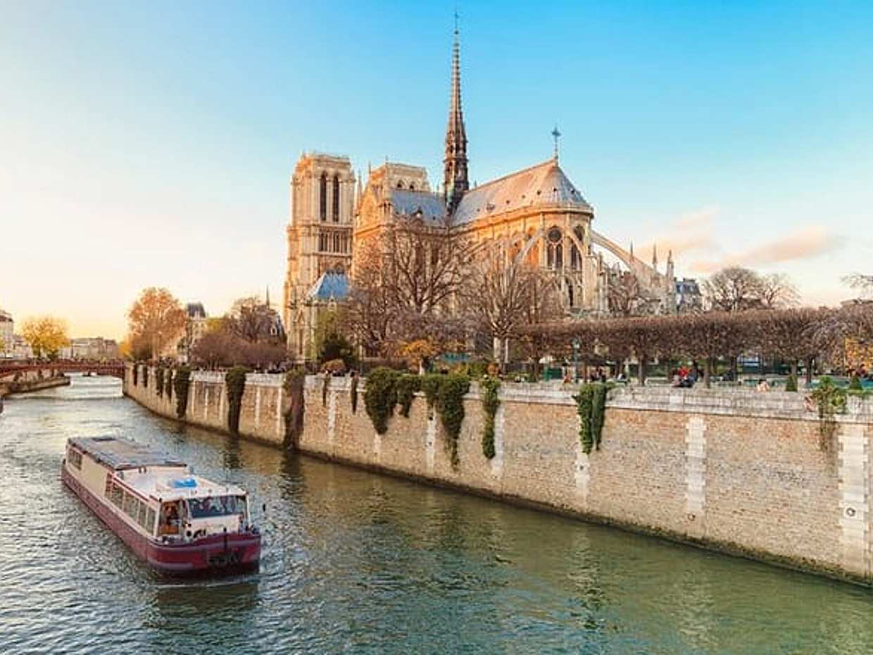 Seine River Hop On Hop Off Cruise Pass for 24 Hour, photo 2