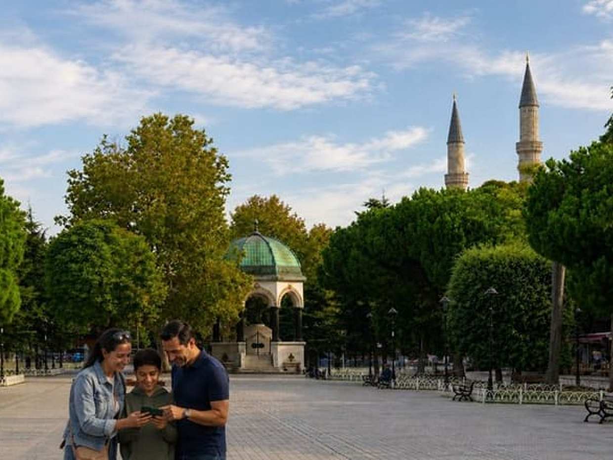 Istanbul Scavenger Hunt & Highlights Self-Guided Walking Tour in Turkey, photo 3