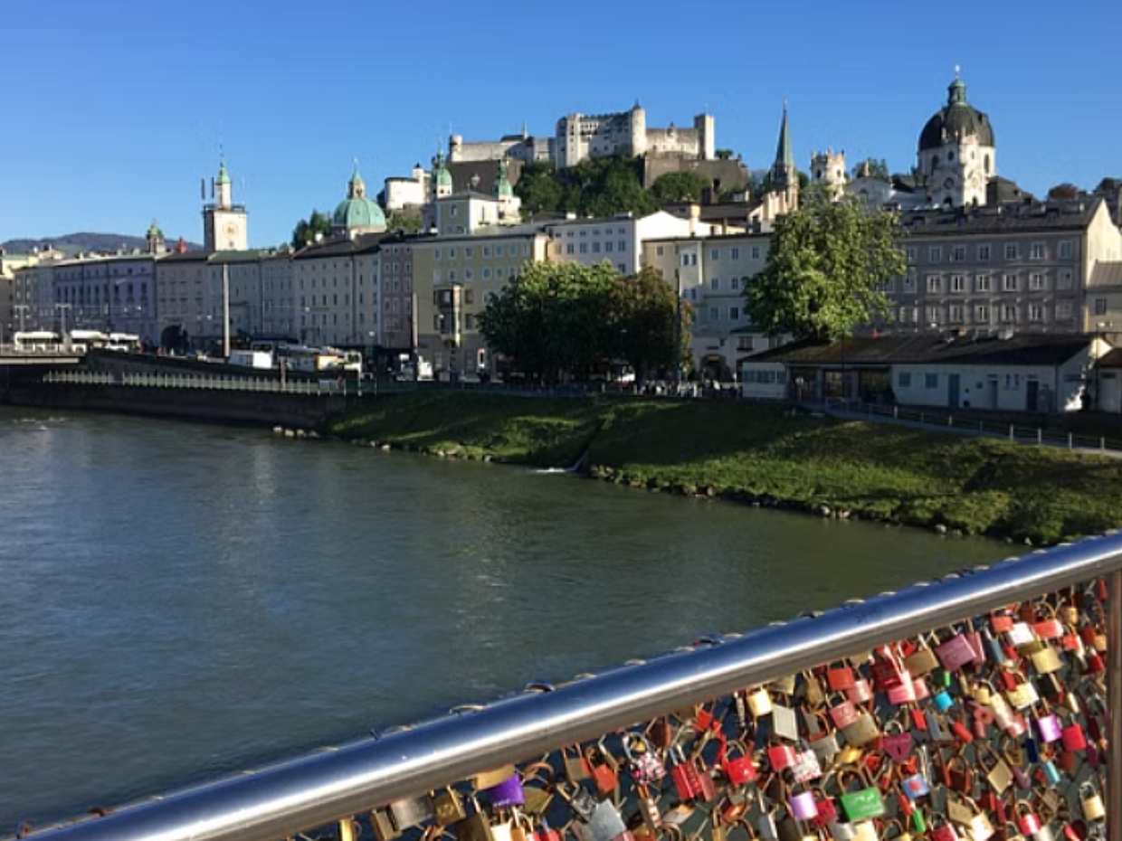1-hour Mozart City Private Tour in Austria, Salzburg, photo 2