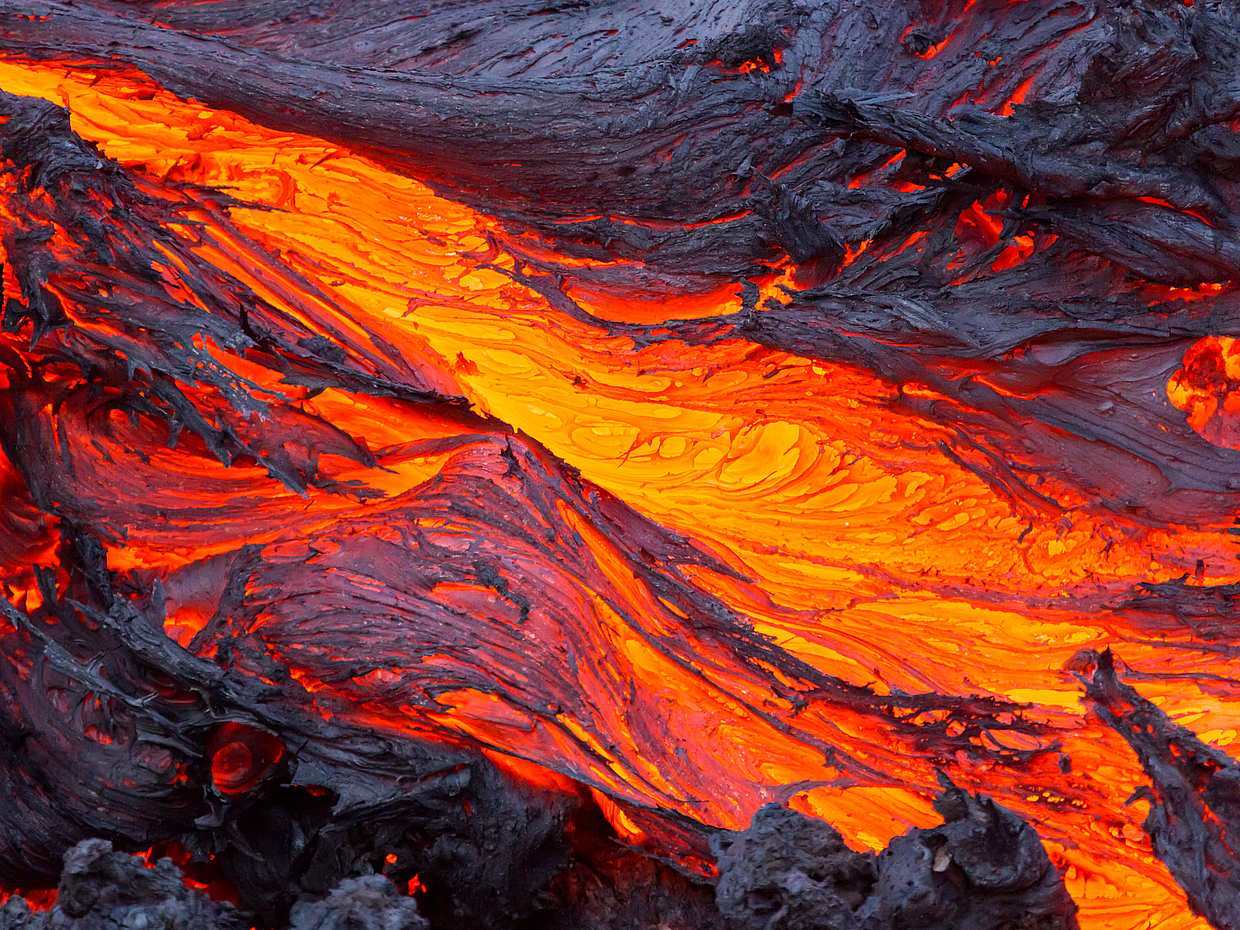 Meradalir Erupting Volcano Hike and Northern Lights, photo 2