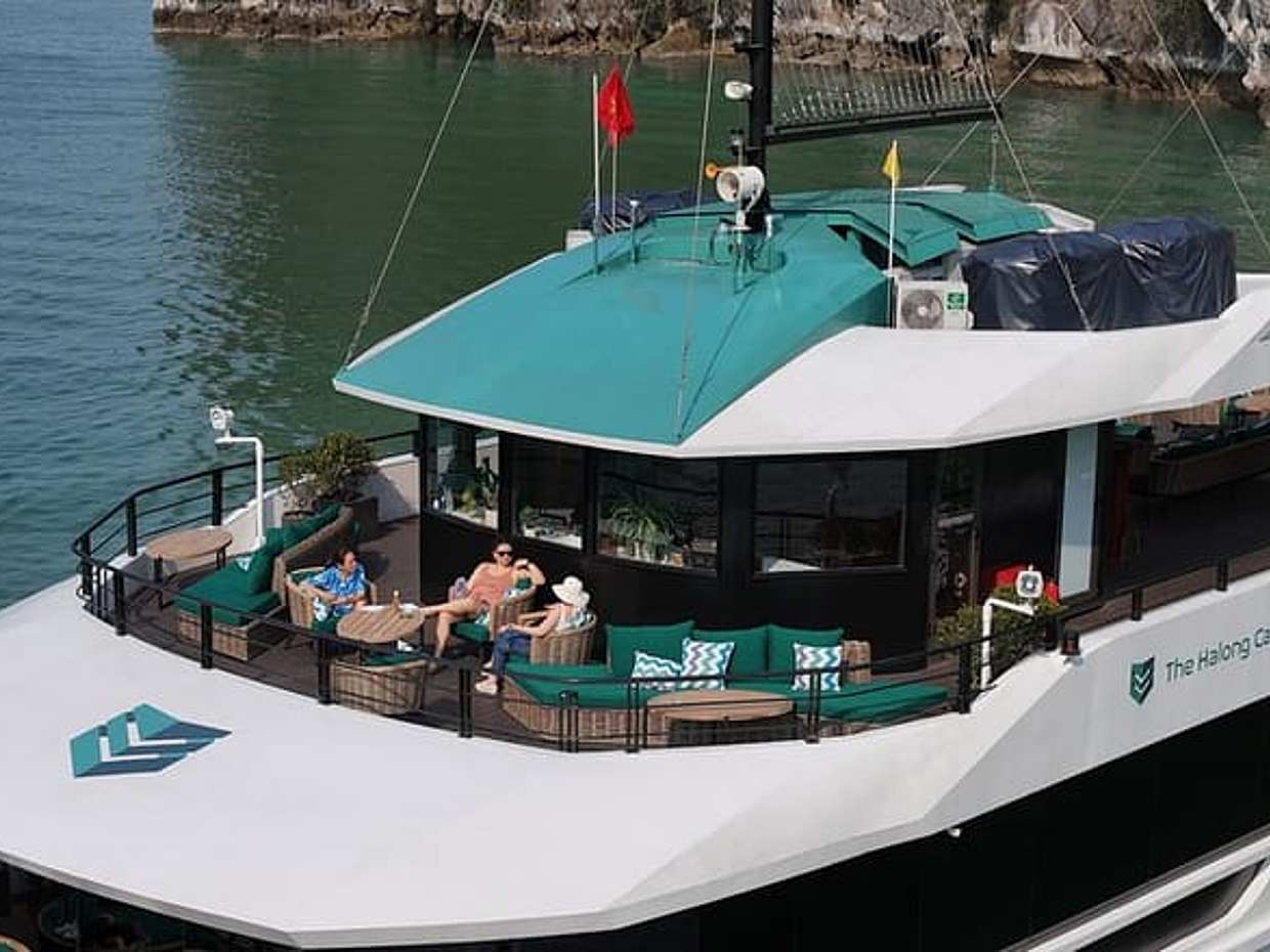 The Catamaran - Luxury Full Day Cruise To Halong Bay & Lan Ha Bay, photo 2