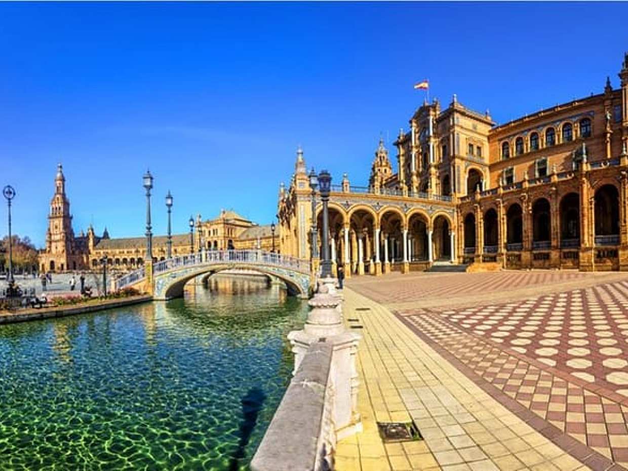 Seville Quest: Descubre las leyendas oscuras del casco antiguo de España
