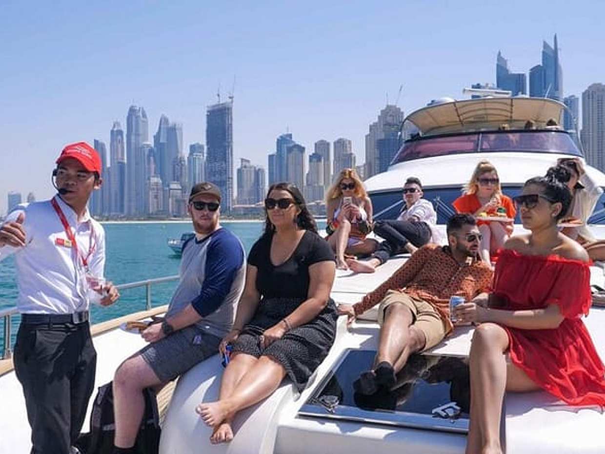 Dubai Luxury Sharing Yacht Tour in United Arab Emirates