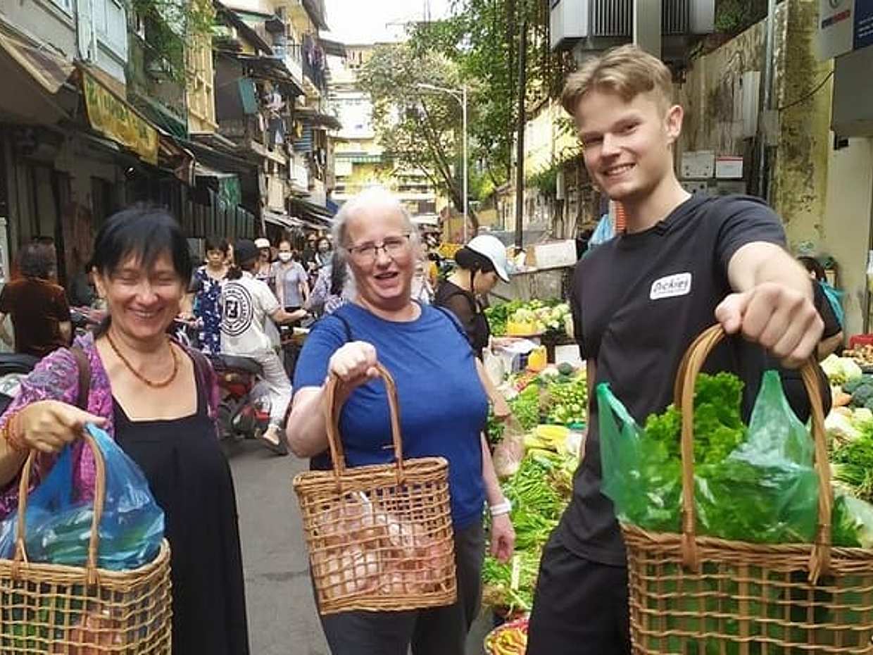Hanoi Cooking Class with Local Market & Guide (3,5 Hours), photo 2