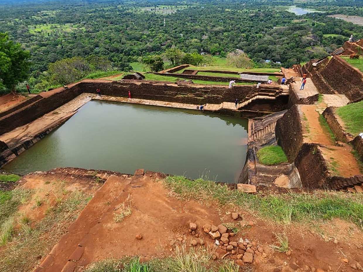 One Day Tour to Sigiriya and Dambulla from Colombo in Sri Lanka, photo 3