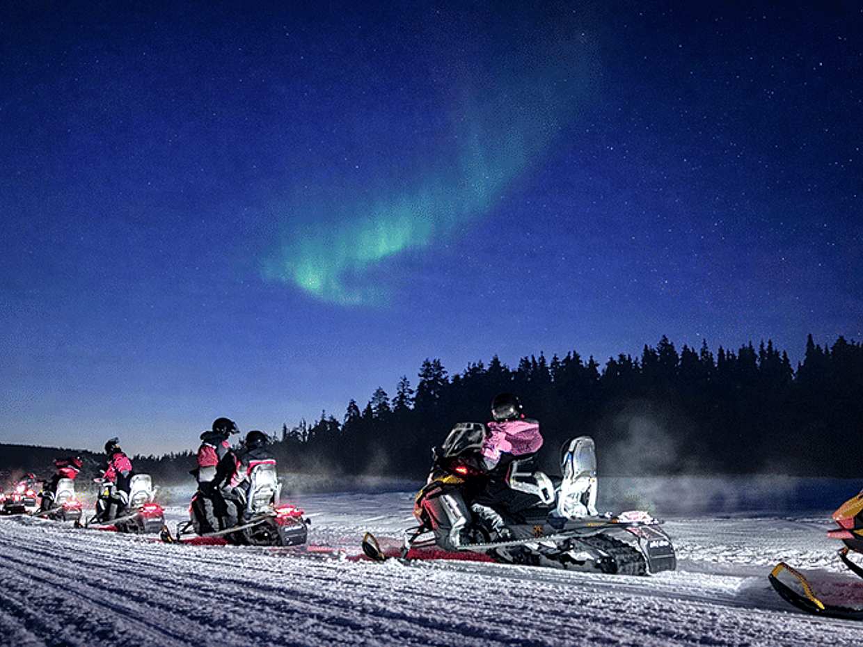 Arctic Night Snowmobile Safari, Levi — adults only
