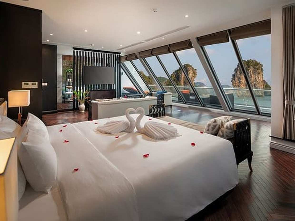 Stellar of The Sea Cruise Halong & Lan Ha Bay 2D1N Luxury Tour in Vietnam, Ha Long, photo 4