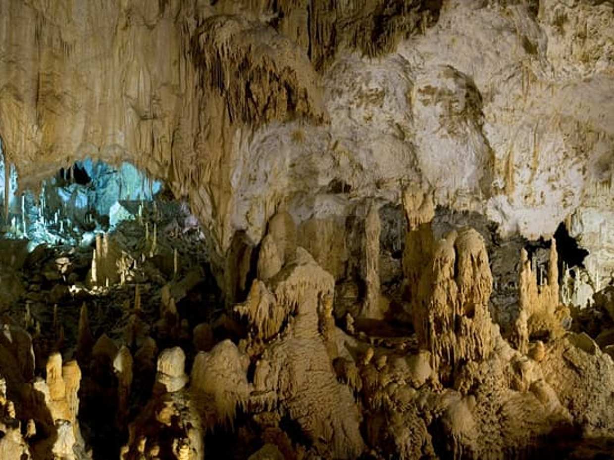 Frasassi Caves - English guided tour, photo 4