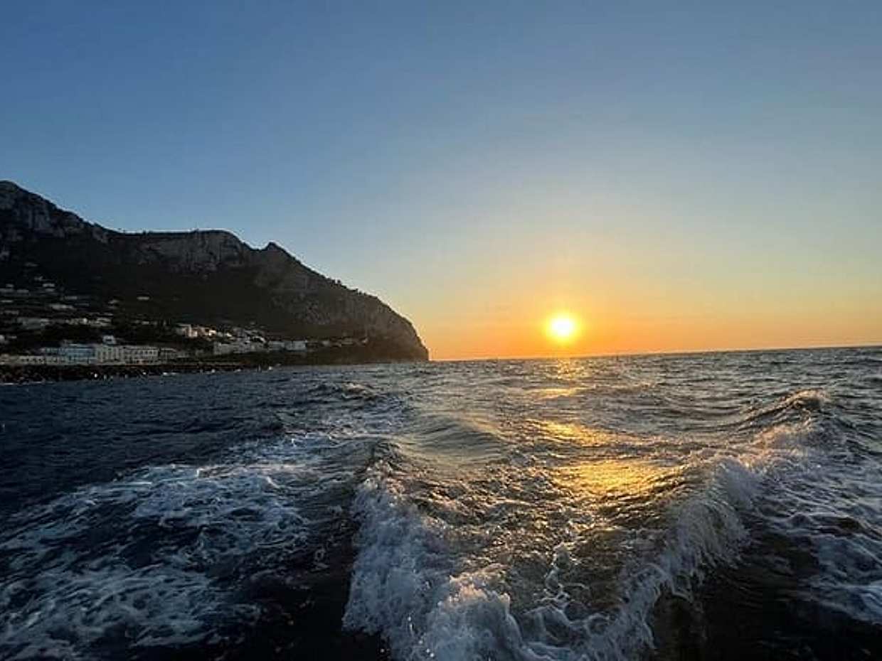 Sonnenuntergang an Bord in Italien, Marina Grande, photo 4