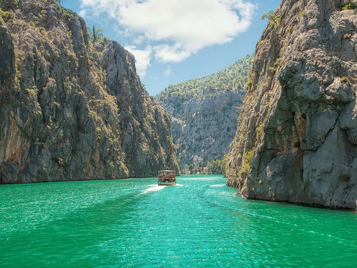 Türkiye, Side'de Öğle Yemeği ve Alkolsüz İçecekler Dahil Yeşil Kanyon Tekne Turu
