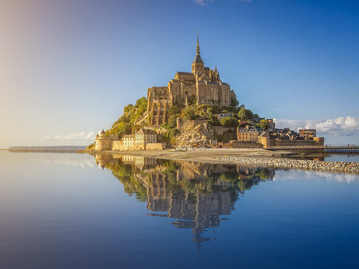 Guided Mont Saint-Michel Trip from Paris with Calvados Tasting, France, photo 2