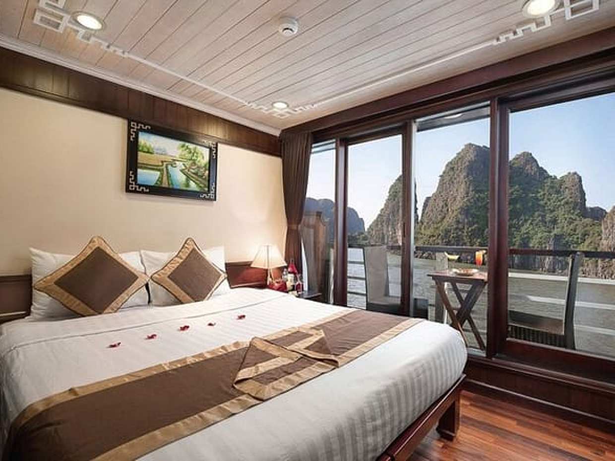Hanoi To Sapa Fansipan & Getaway to Halong Bay Overnight Cruise ( SIC 6D5N), photo 3
