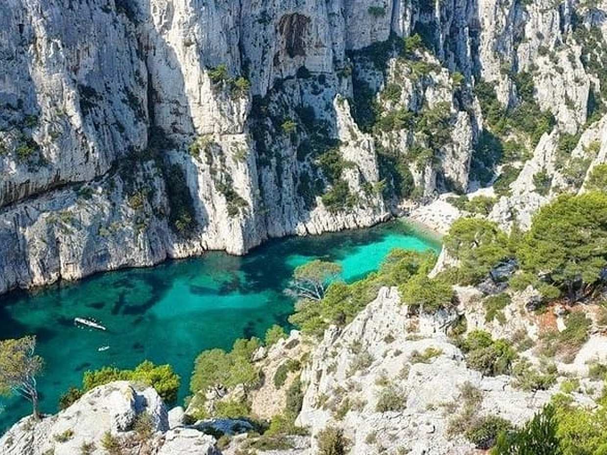 Calanques of Cassis, Aix-en-Provence & Wine Tasting Private Tour, photo 2