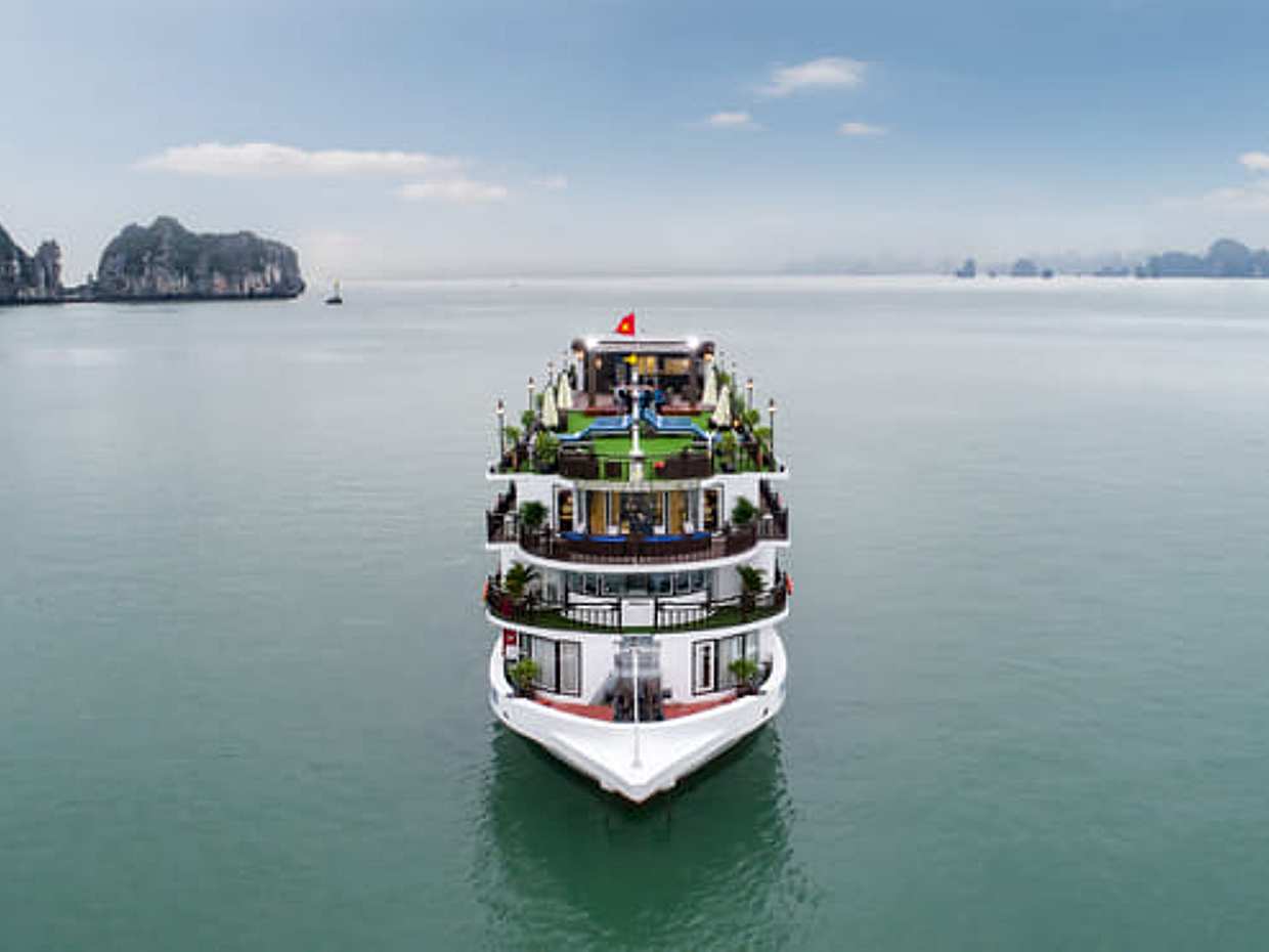 Luxury Margaret Halong Bay Cruises - 2 Days 1 Night, Vietnam, photo 5