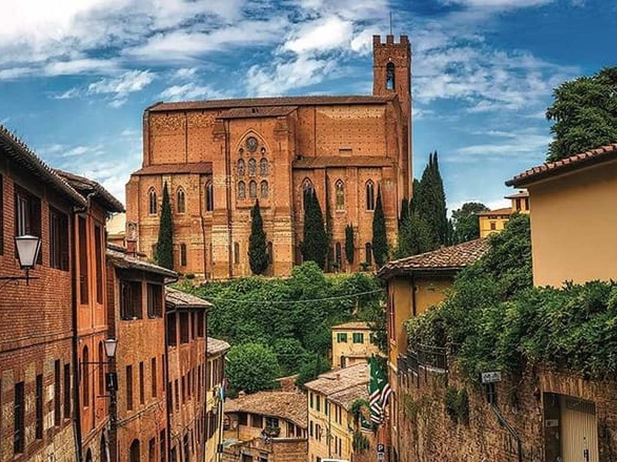 Shore excursion from Livorno to Siena and San Gimignano by private minivan, photo 2