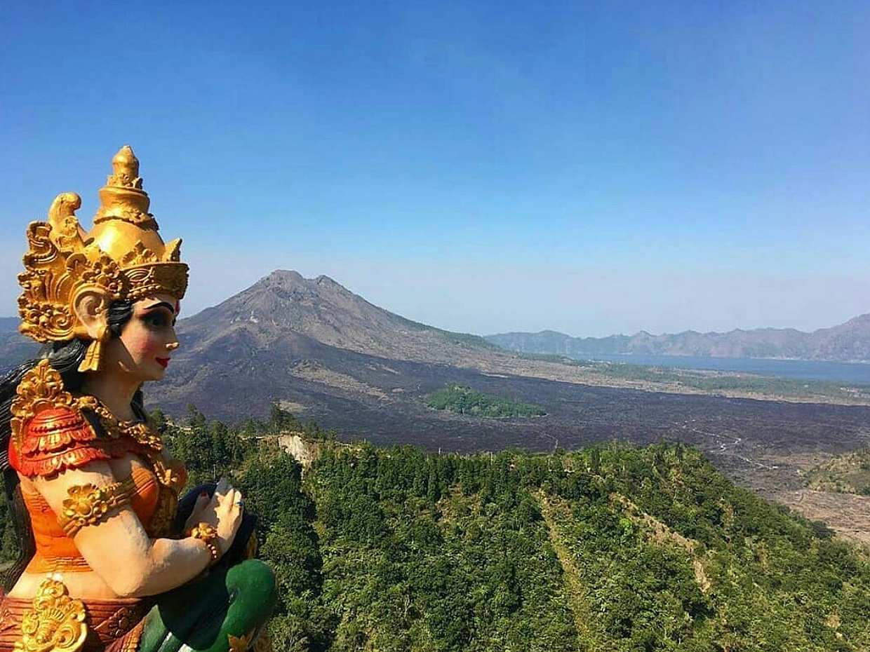 Visit Ubud & The spectacular Batuan Temple in Indonesia, photo 3