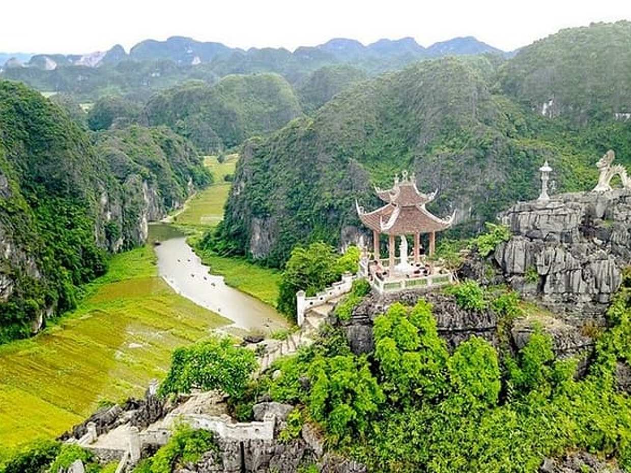 Deluxe Group Hoa Lu Tam Coc Mua Cave Full Day Tour, Limousine, photo 5