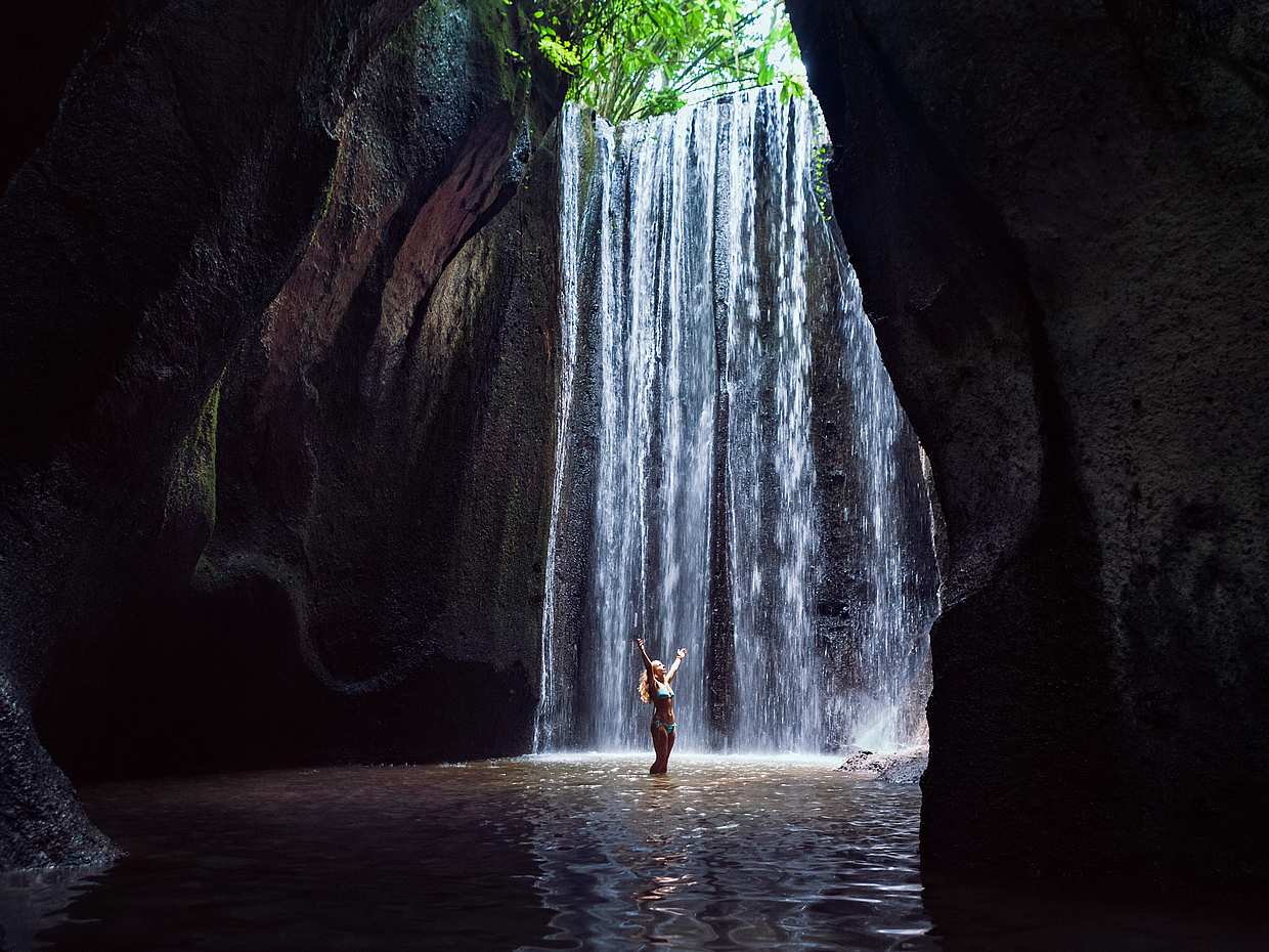 Secret Waterfalls Full-day Tour with a Photographer, photo 3