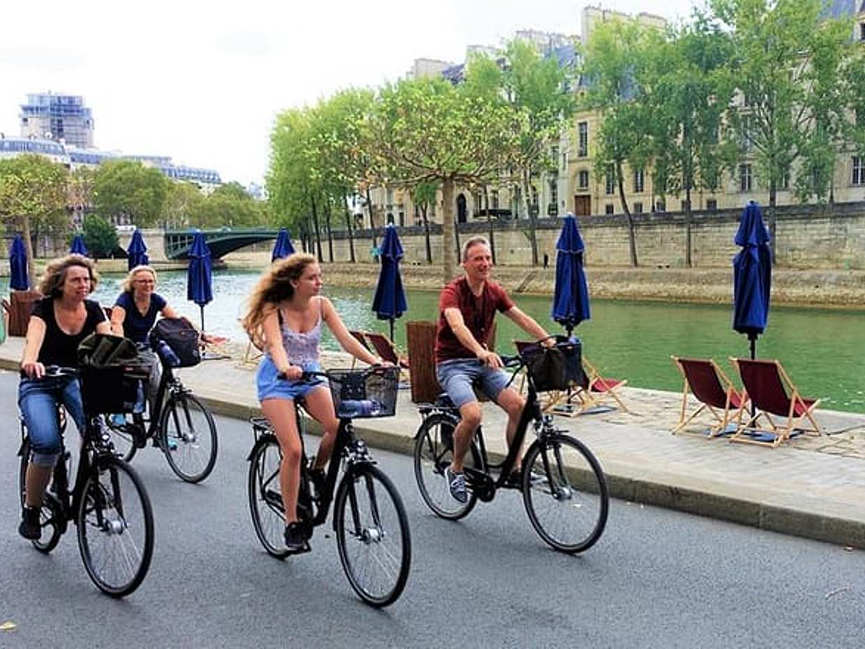 Paris: Charming Nooks and Crannies Bike Tour, photo 3