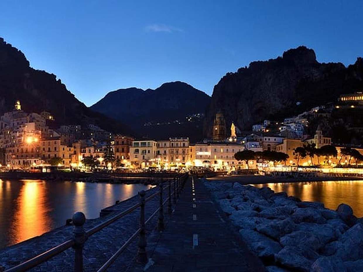 Puesta de sol y tour nocturno de la Costa Amalfitana desde Nápoles (8 horas) en Italia, Nápoles, photo 4