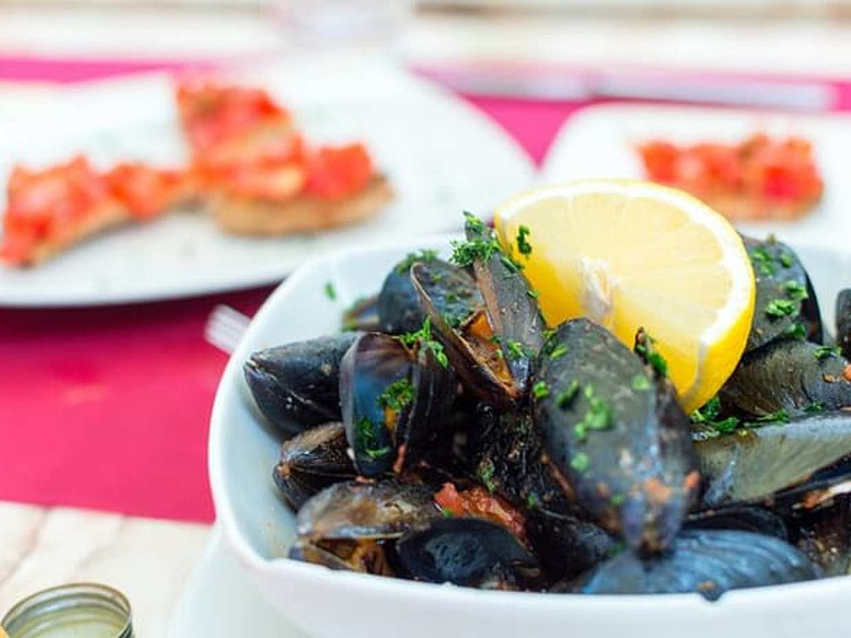 Private Full - Day Tour: Gastro Tour to Ston