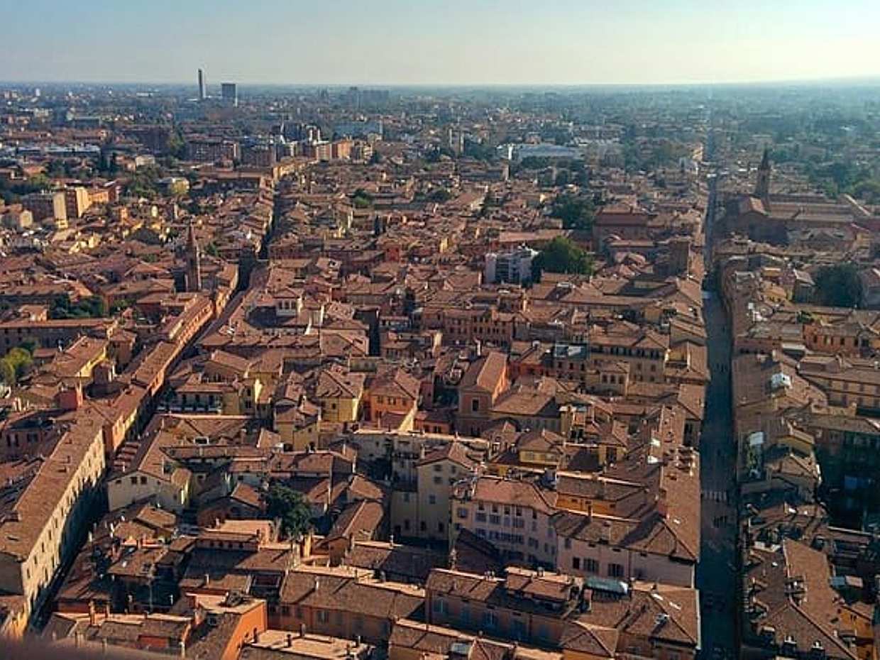 Bologna - Old Town Private Historic Walking Tour, photo 3
