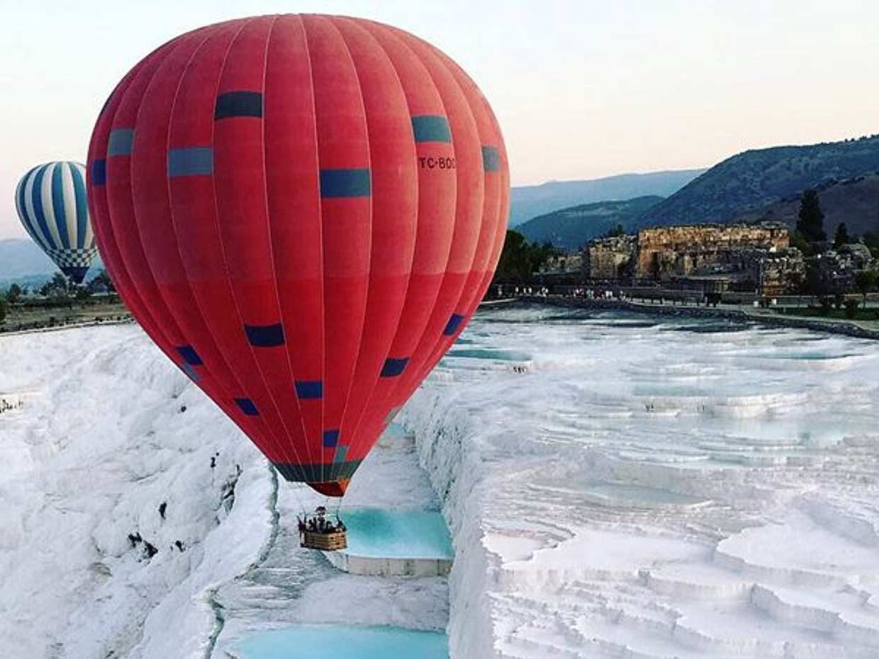 Pamukkale Hot Air Balloon Tour in Turkey, photo 3