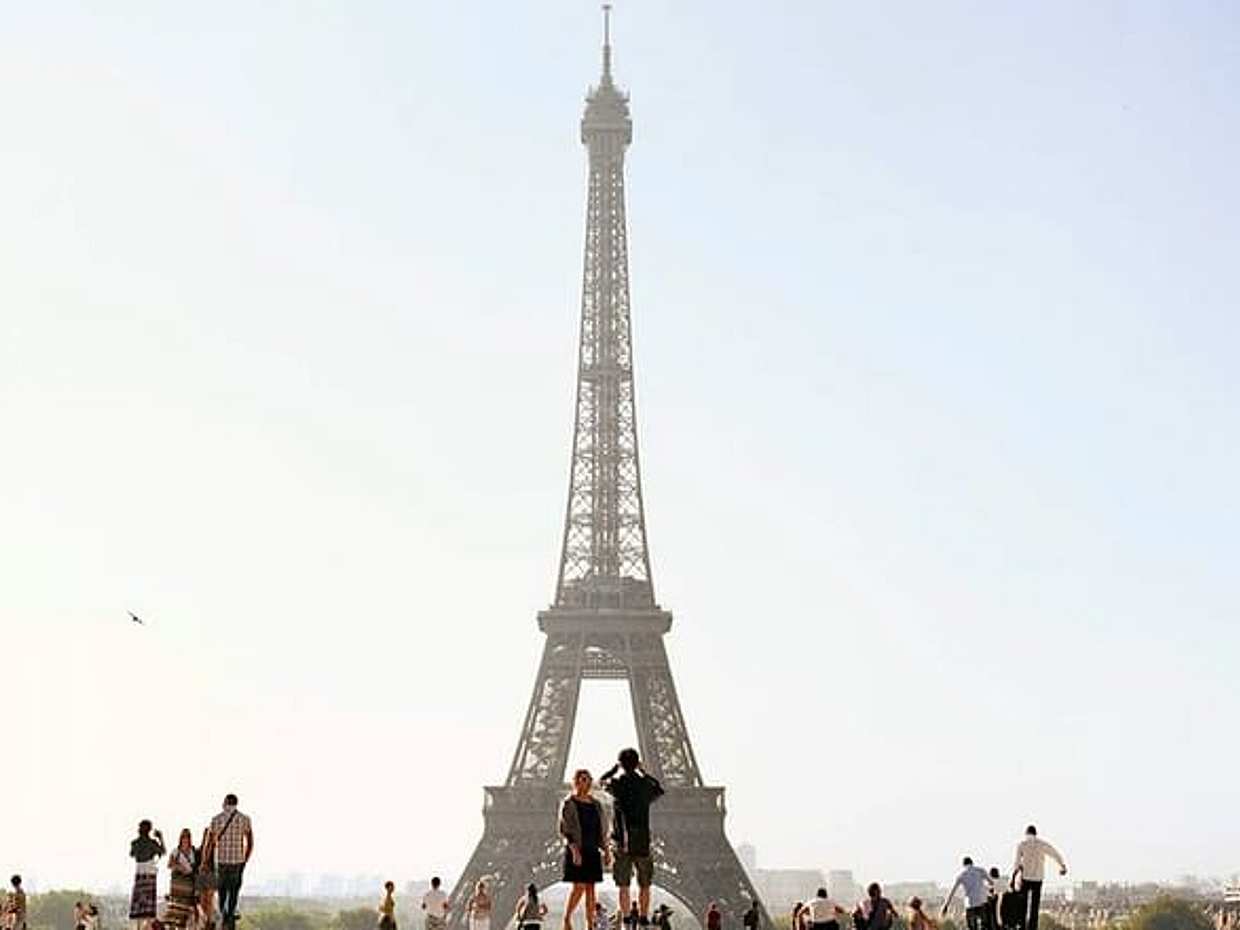 Eiffel Summit with shopping & waffel Hotel Pick up