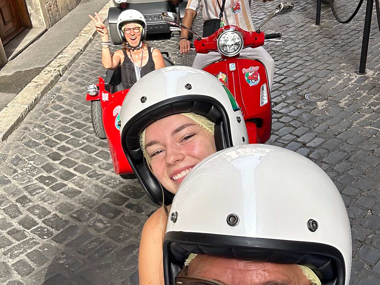 Rome in Vespa: 90-minute Vespa Sidecar Private Tour with Gelato in Italy, Vespa tour of Rome, photo 5