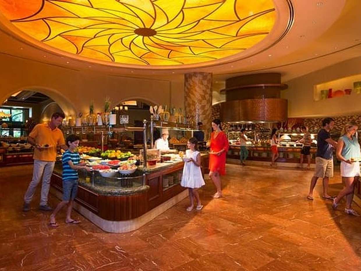 Unwind and Dine at Atlantis, photo 2