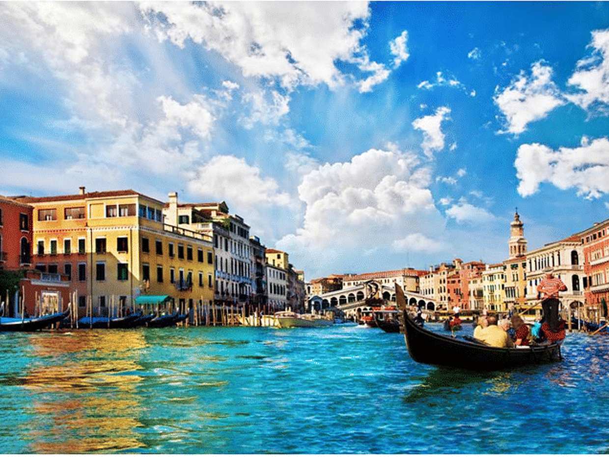 Accessible Venice: Private Wheelchair Friendly 1 Hour Grand Canal Boat Tour With Private Guide On Board, photo 4