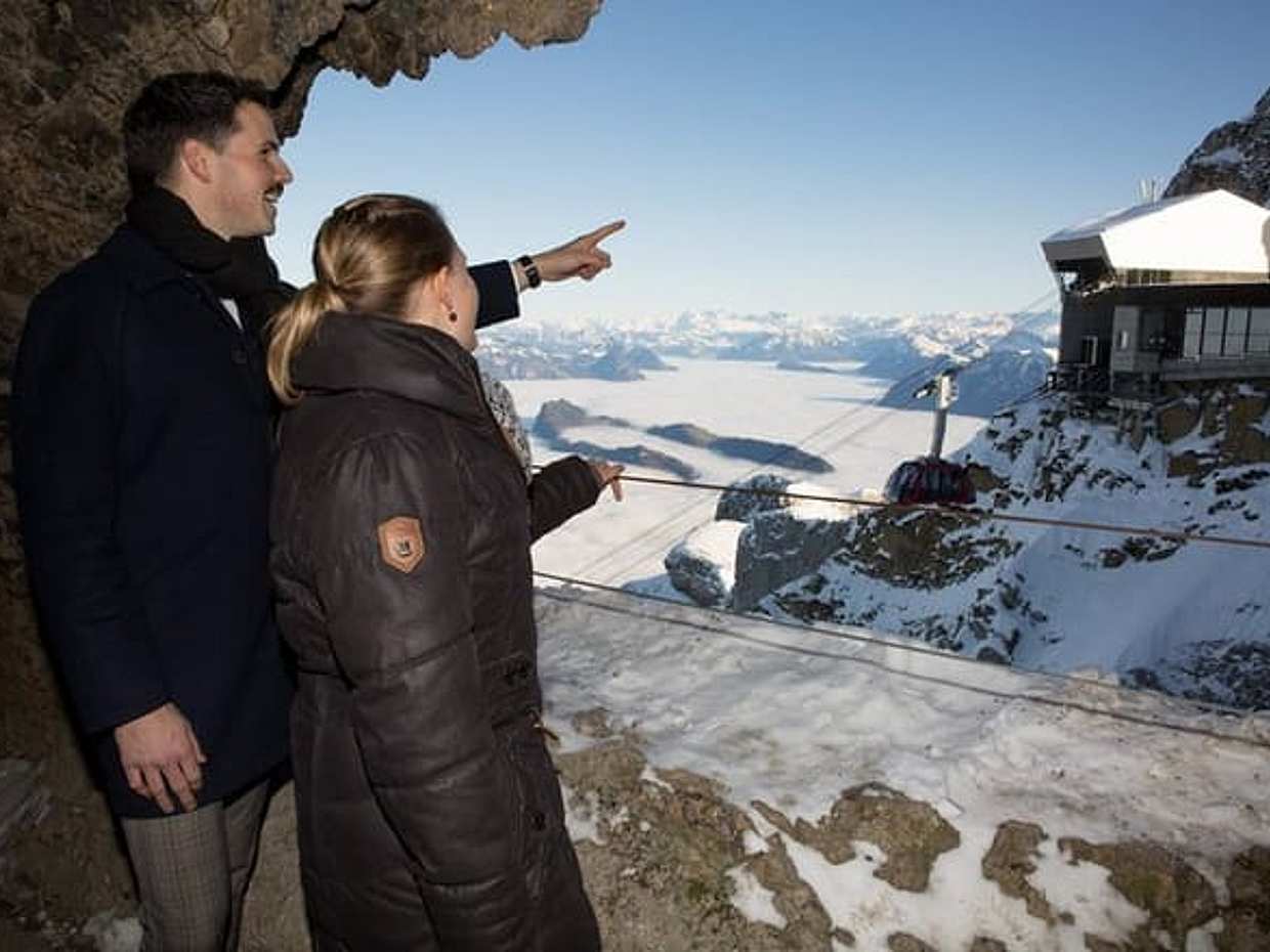 Mount Pilatus Winter Experience: Small Group Tour from Zürich in Switzerland, photo 2