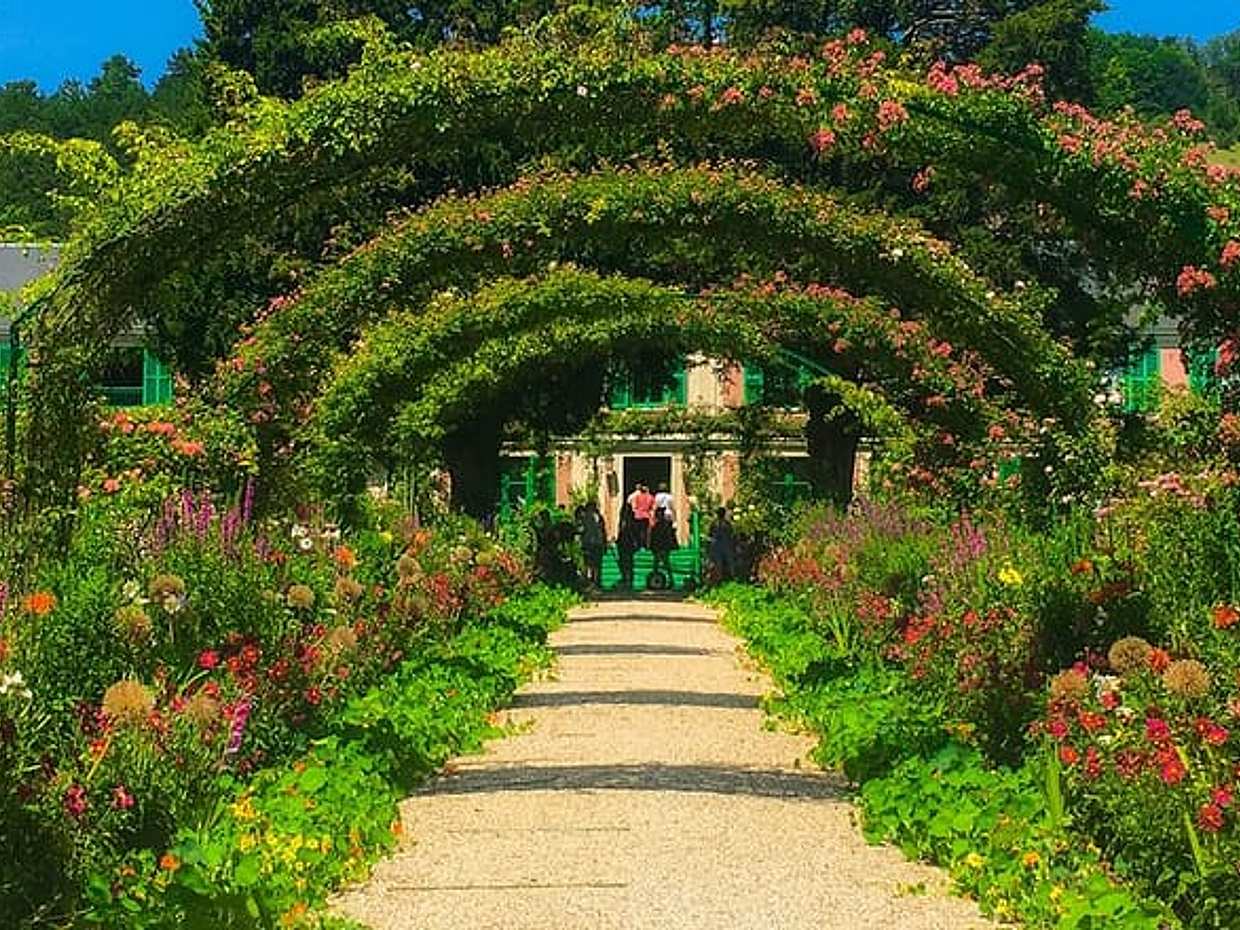 Monet's Gardens & House-Private Giverny Tour From Paris, photo 4