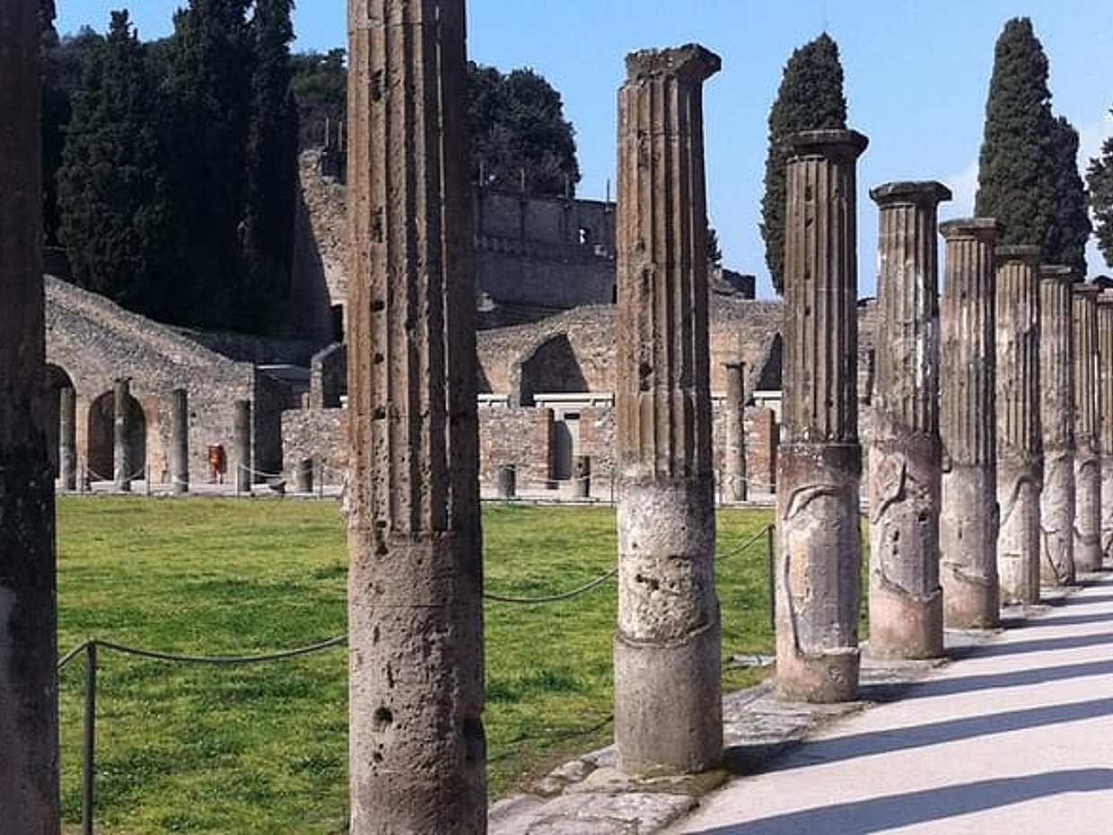 Day Trip from Rome to Pompeii in Italy, photo 2
