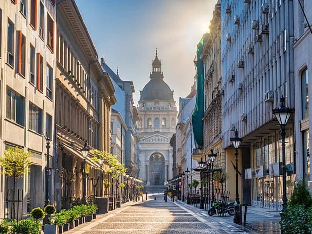 Private Transfer from Venice to Budapest with 2h Sightseeing, photo 4