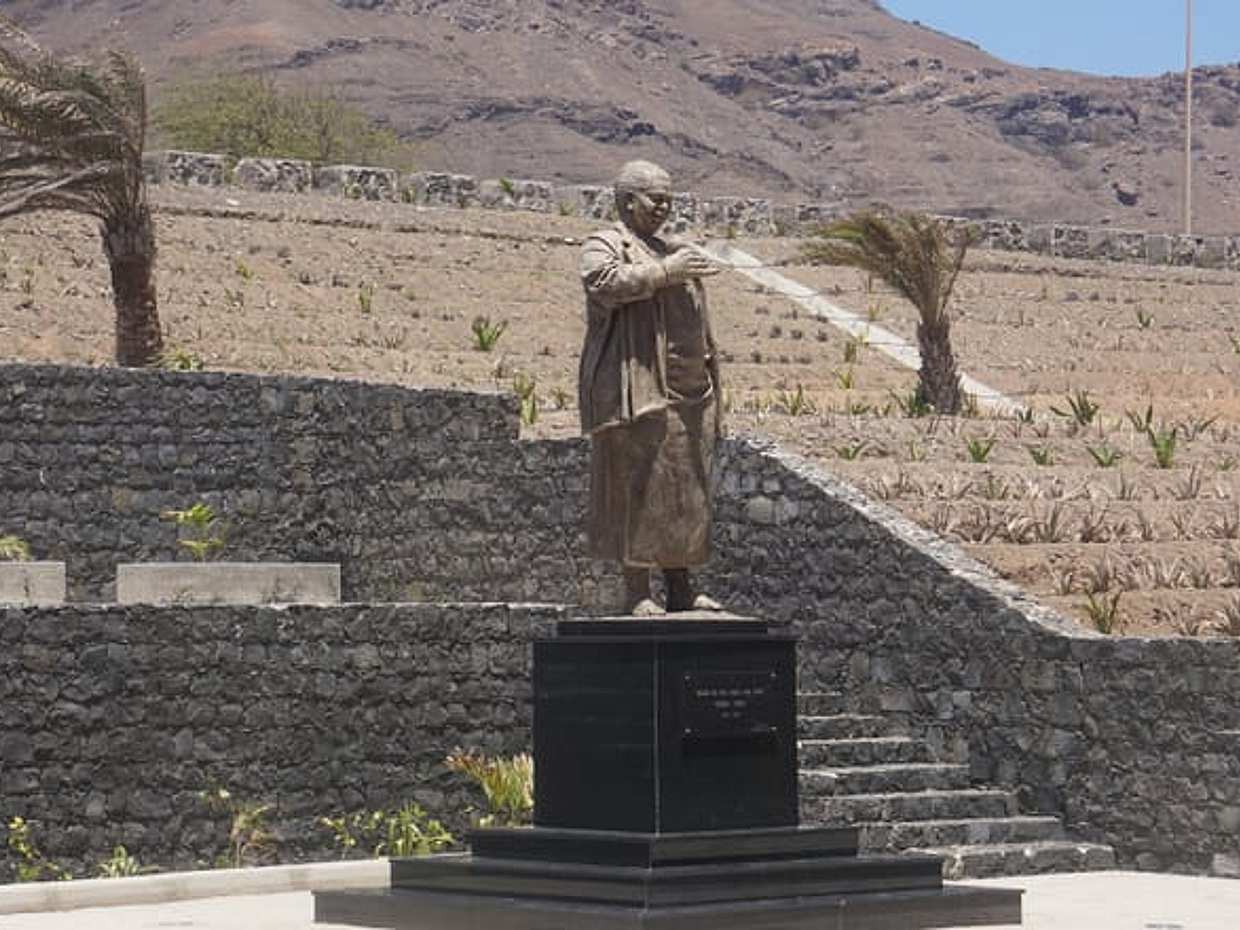 "São Vicente: Excursão guiada de 2 horas pela histórica cidade de Mindelo em Cabo Verde"