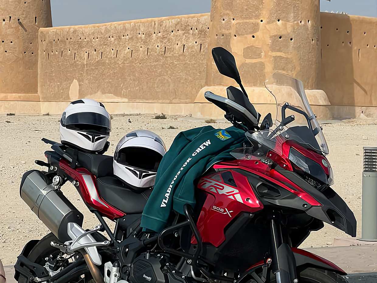 Doha City Moto Tour
 v Kataru
