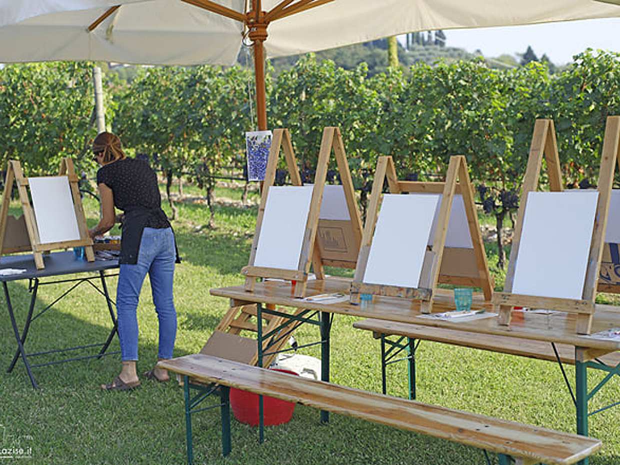 Art Experience with Food and Wine Tasting in the vineyards, photo 3