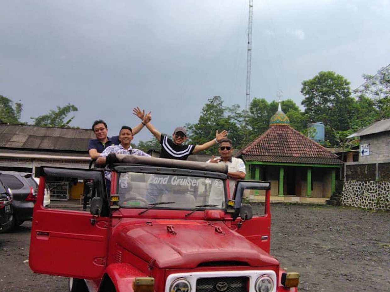 Borobudur Sunrise, Merapi Volcano and Prambanan Full Day Tour in Indonesia, Yogyakarta, photo 3